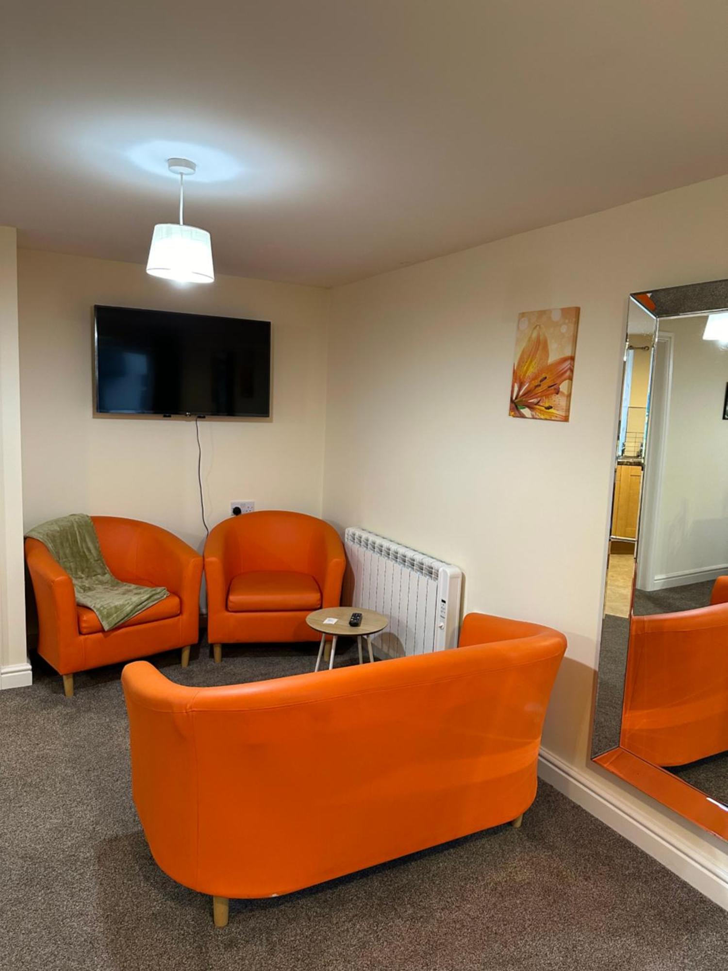 Appartamento Orange Lilly In Stroud With Free Parking Esterno foto