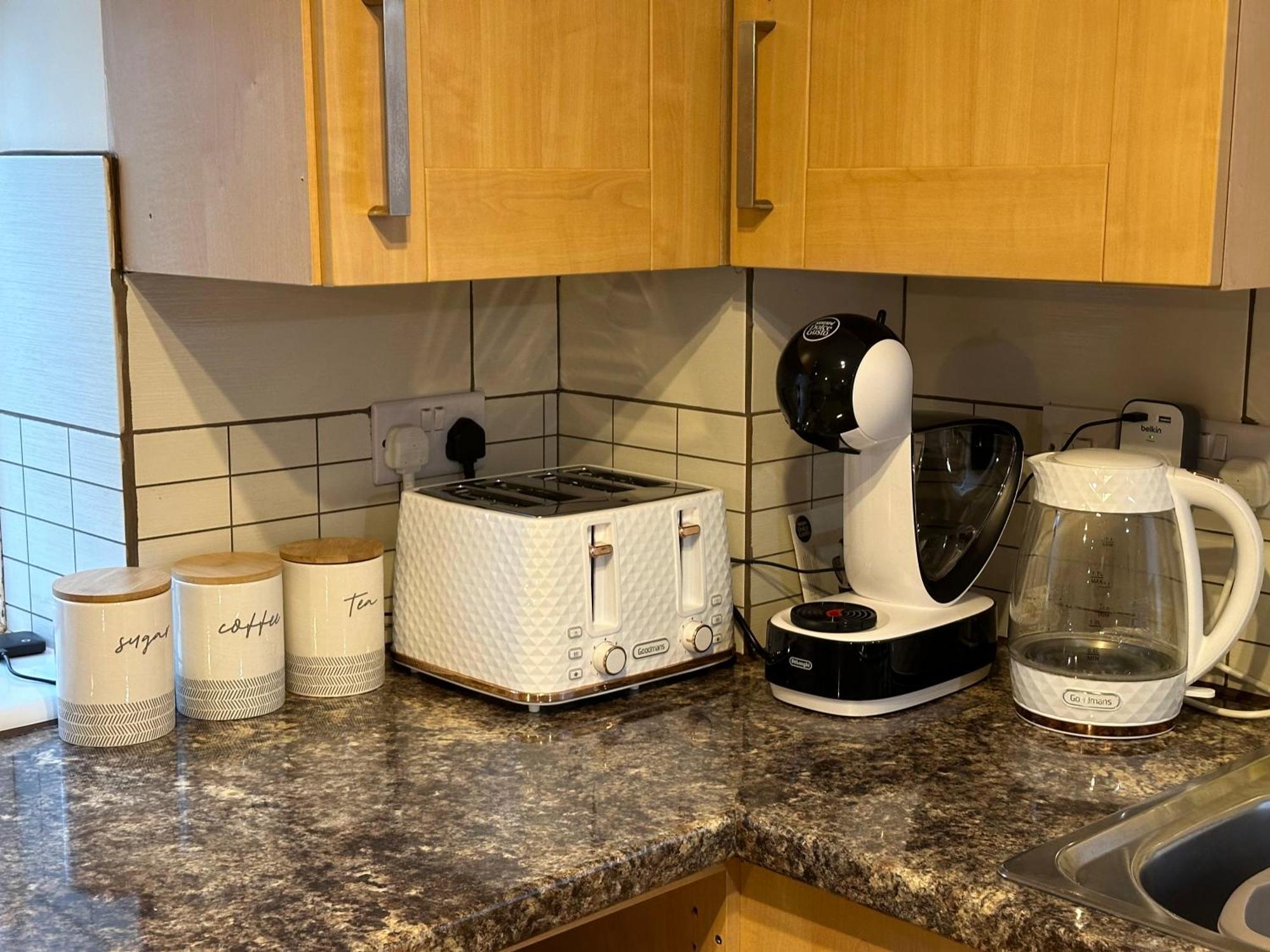 Appartamento Orange Lilly In Stroud With Free Parking Esterno foto